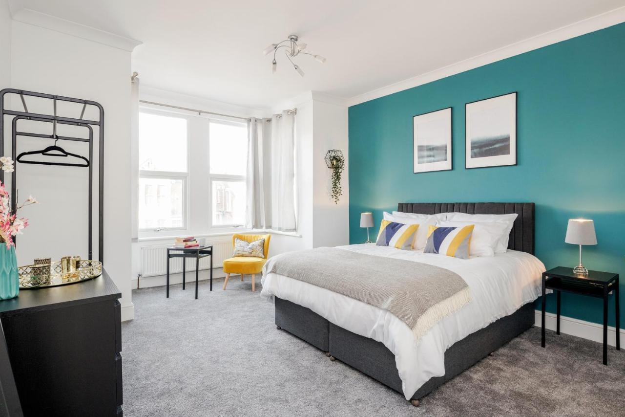 Business & Leisure 2 Bedroom & Parking By Damask Homes Ilford Eksteriør billede
